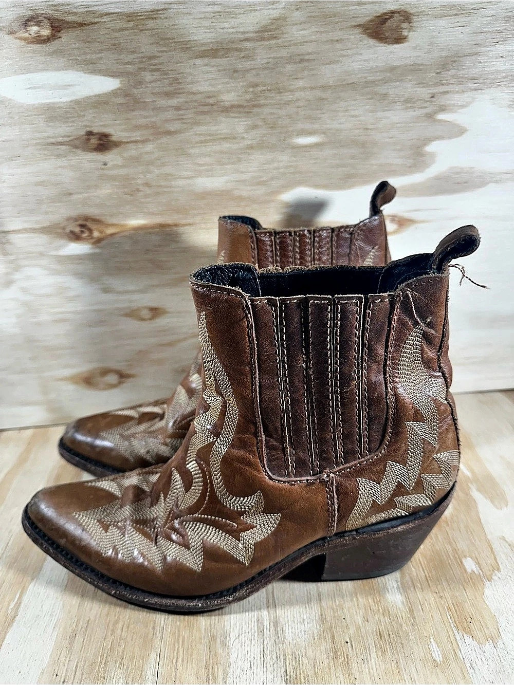 Liberty Black Western Brown Ankle Boots Women’s Size 9